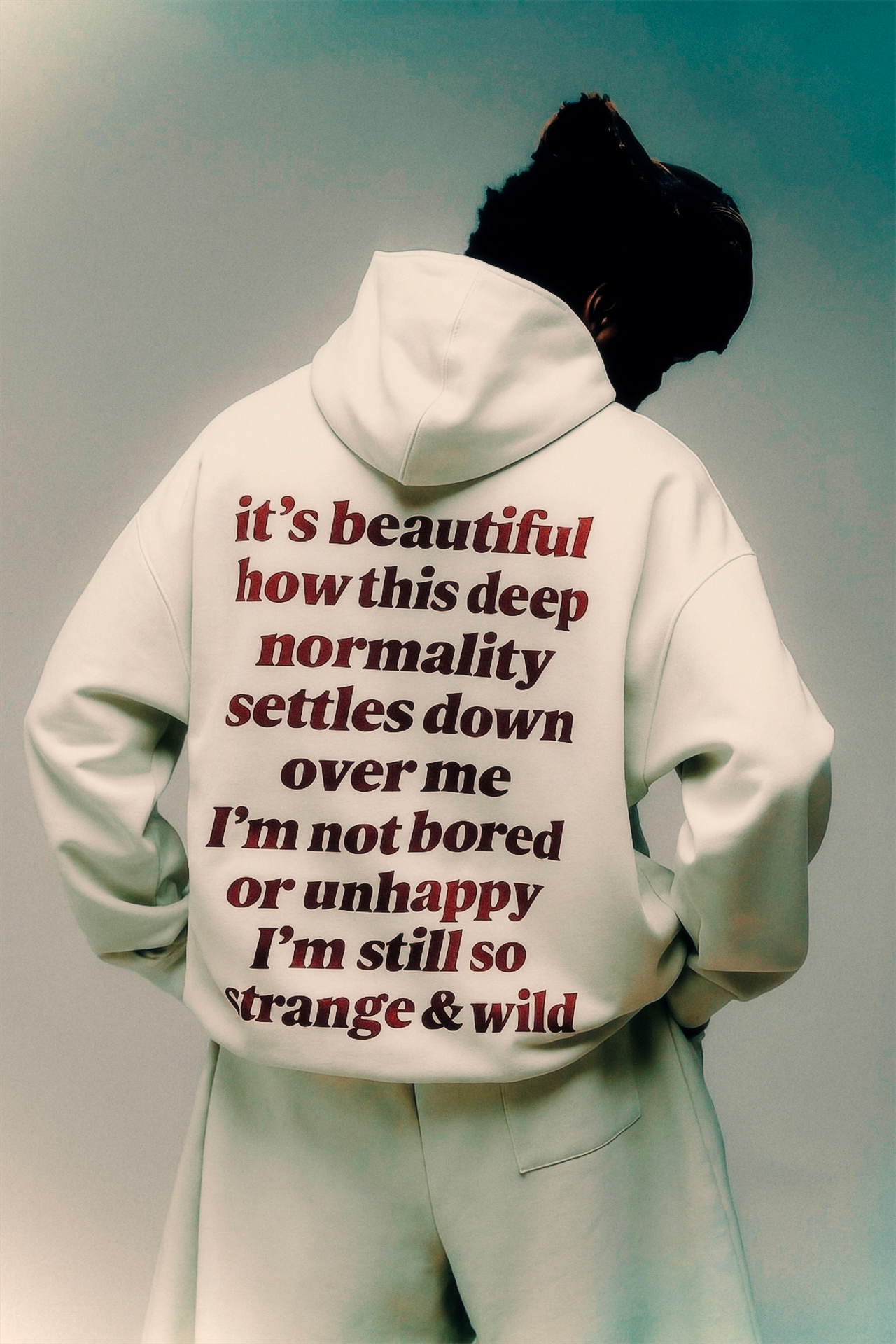HOODIES & SWEATERS